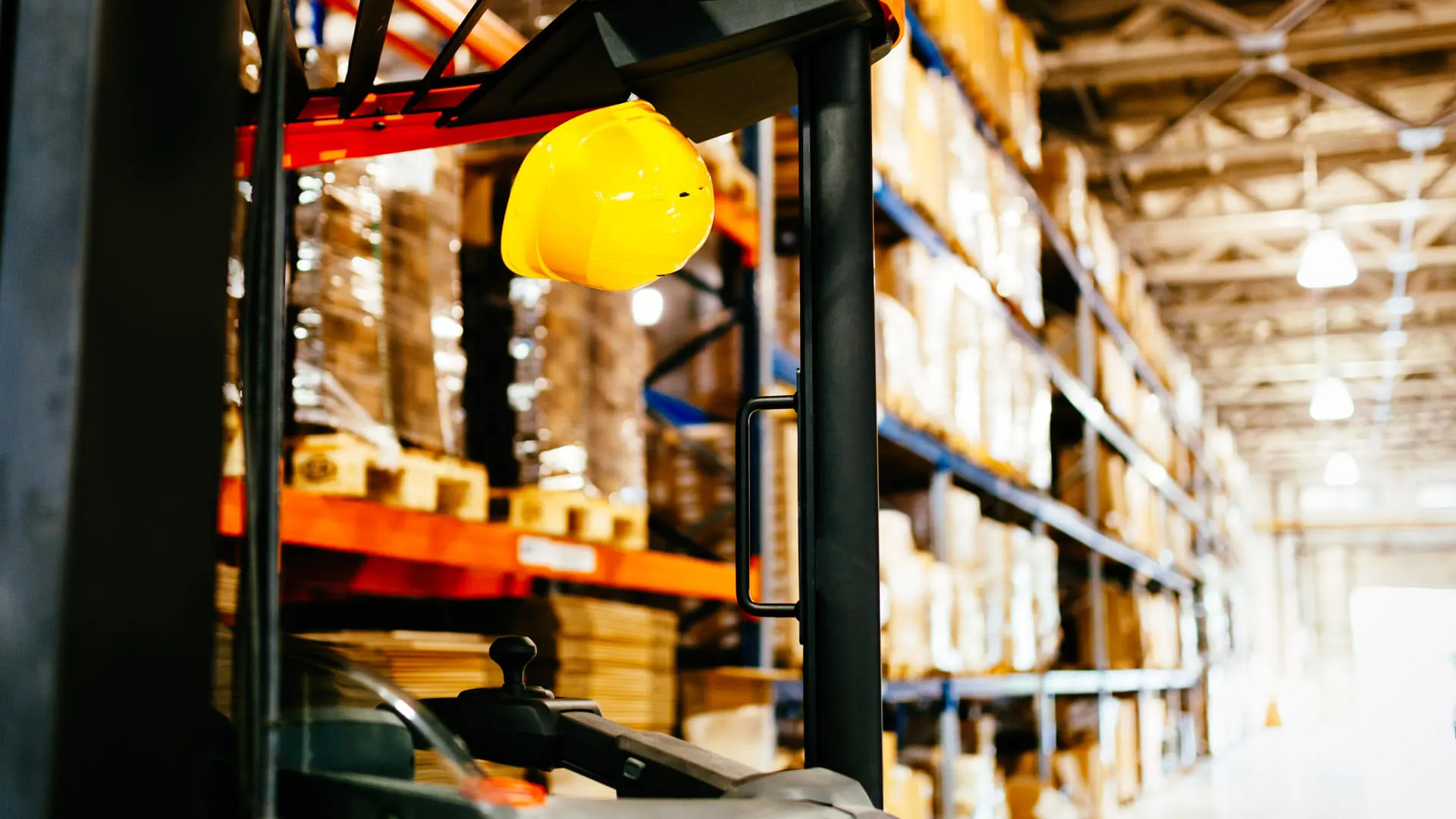 picture-of-forklift-machine-parked-in-warehouse-2021-08-26-17-31-38-utc